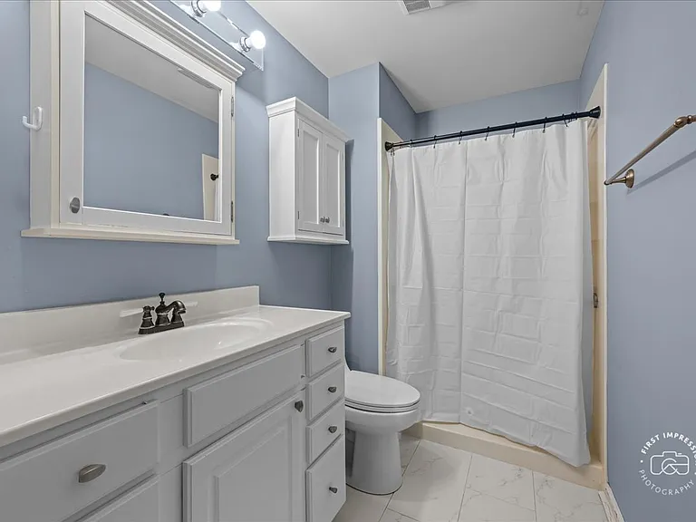 629 Dana Ct #B — Photo 8