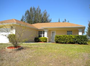 1822 NE 5th Ave, Cape Coral, FL 33909