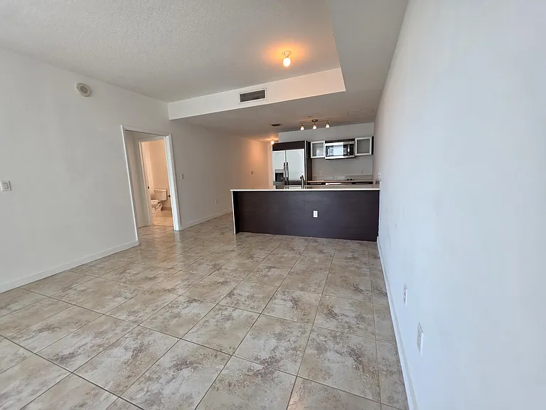 1900 N Bayshore Dr #1709 — Photo 28