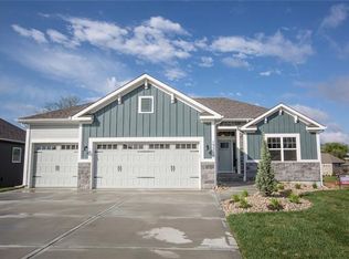 18205 NW 127th St, Platte City, MO 64079