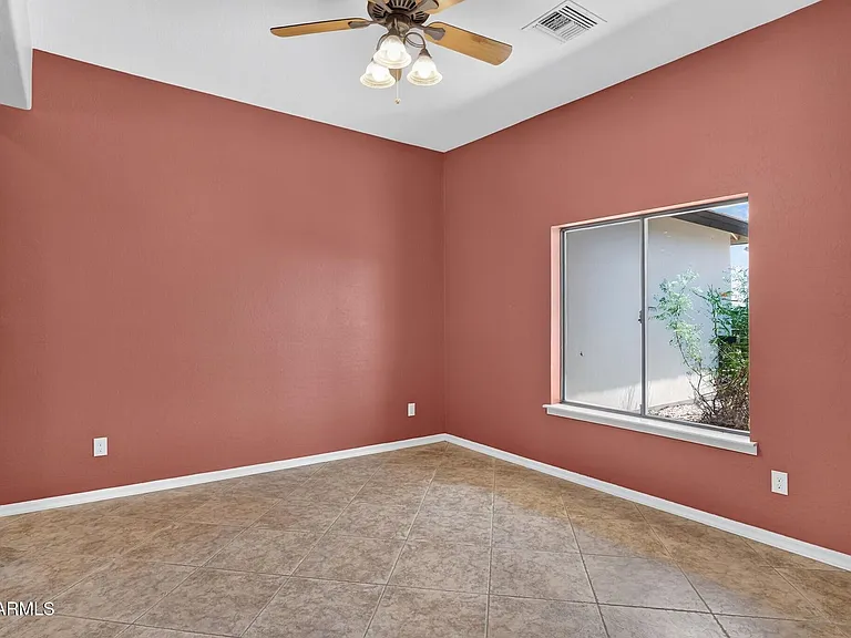 3002 E Sherry Ln — Photo 20