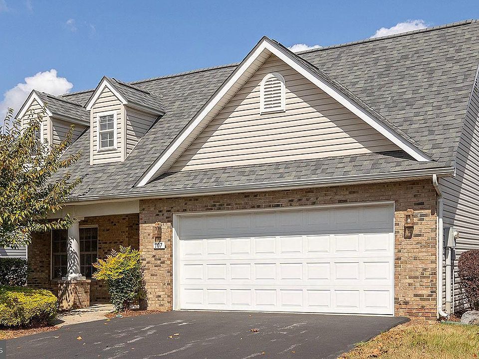 1st image of 107 Cranberry Ct