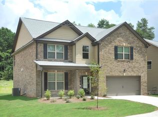 5938 Creek Indian Dr, Sugar Hill, GA 30518