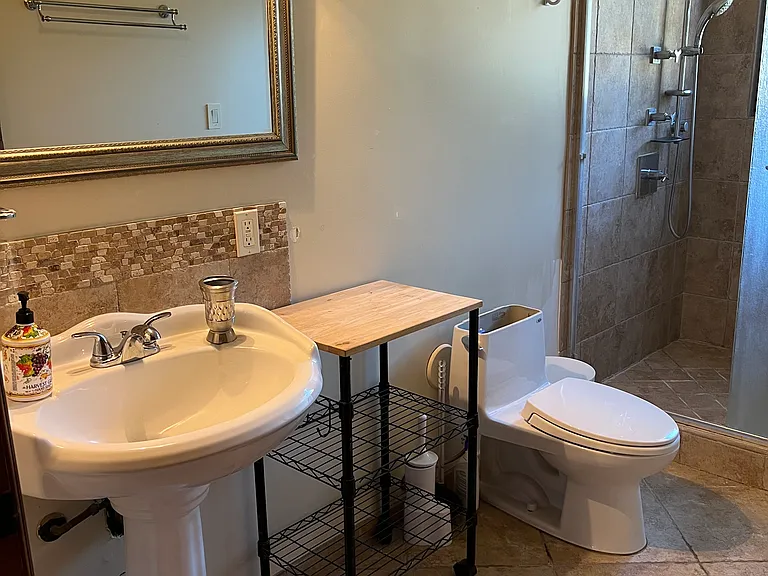 Hackamore Ln — Photo 9