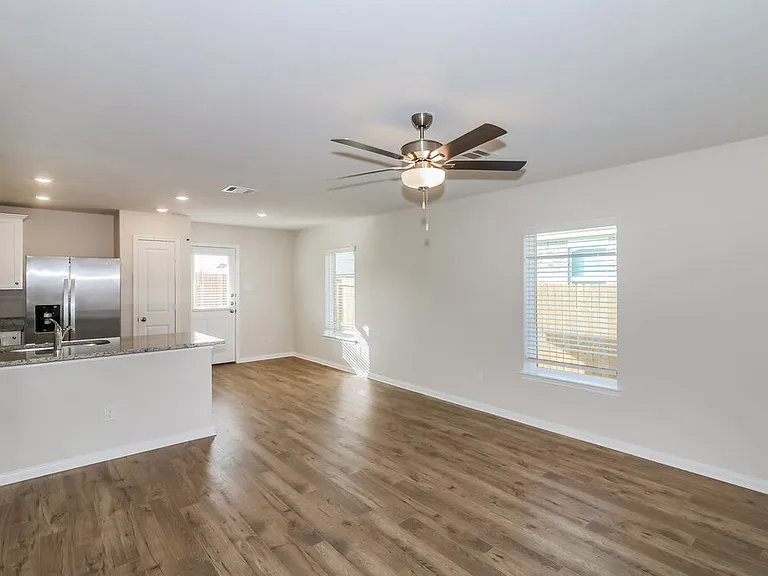 7542 Tipton Meadow Way — Photo 4
