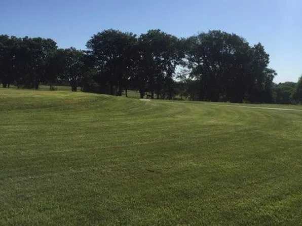 45 N Eagle Ln, Mound City, KS 66056