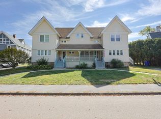 14 Lake St, Hopedale, MA 01747
