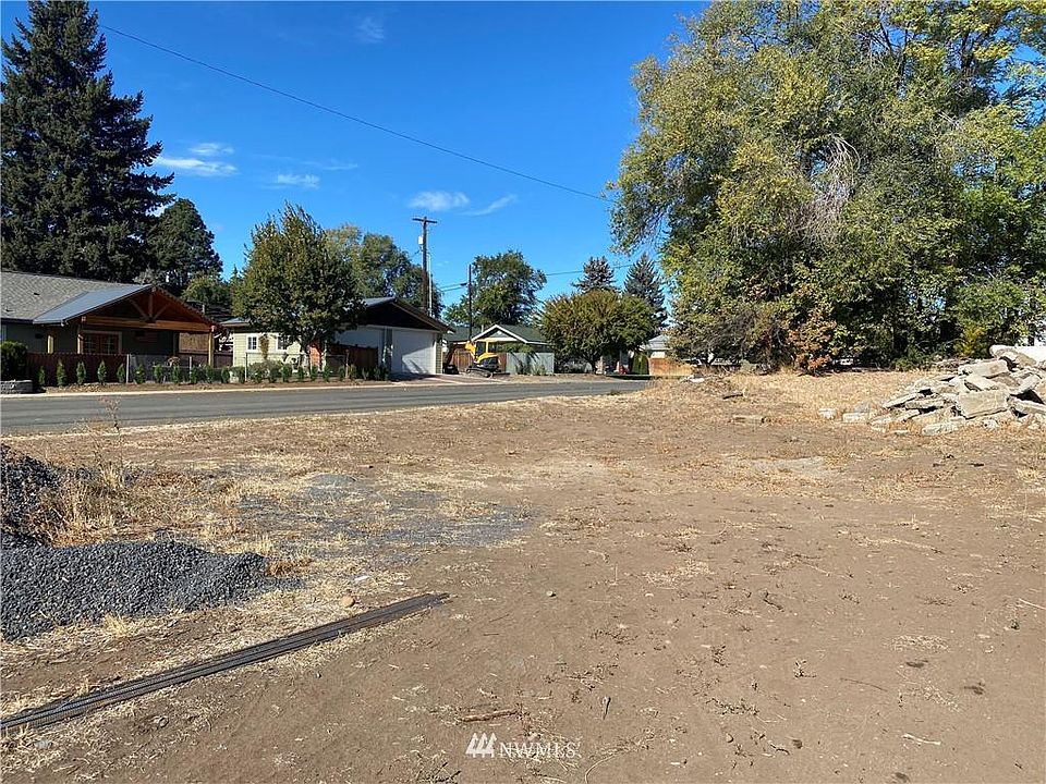 1st image of 415 W 9th Ave