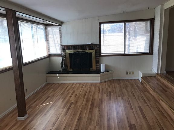 fireplace in upstairs family room