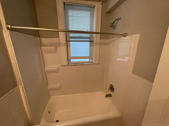 5th image of 1384 W Peachtree St NW #C-4