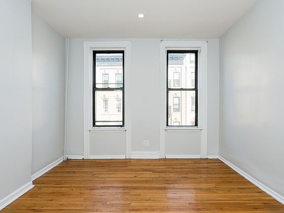 2nd image of 306 Jefferson St APT 4L