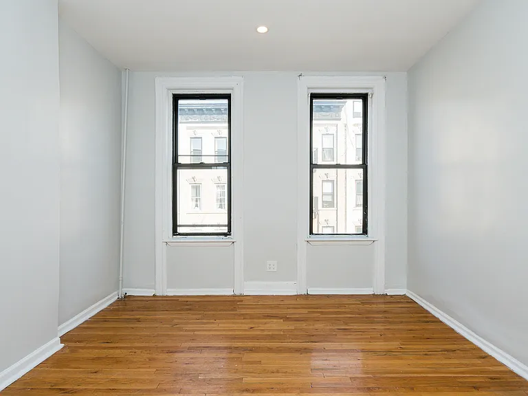 309 Jefferson St #4L — Photo 7