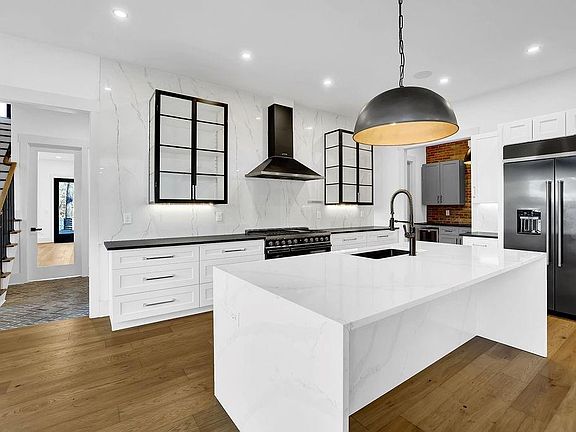 2nd image of 5525 Hubbard Town Rd