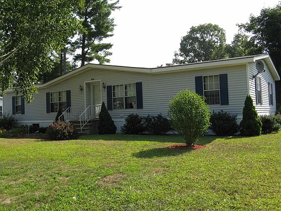 3rd image of 80 Birchwood Dr