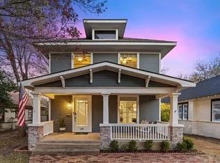 318 S Edgefield Ave, Dallas, TX 75208