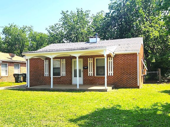2nd image of 522 E Curtis Dr