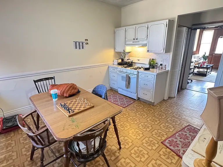 2013 Commonwealth Ave #3F — Photo 3