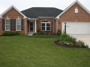 106 Stonewater Ct, Berea, OH 44017