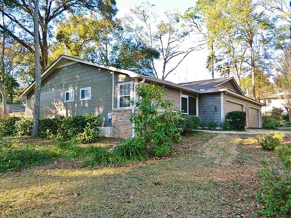 2nd image of 2034 Sandcastle Dr