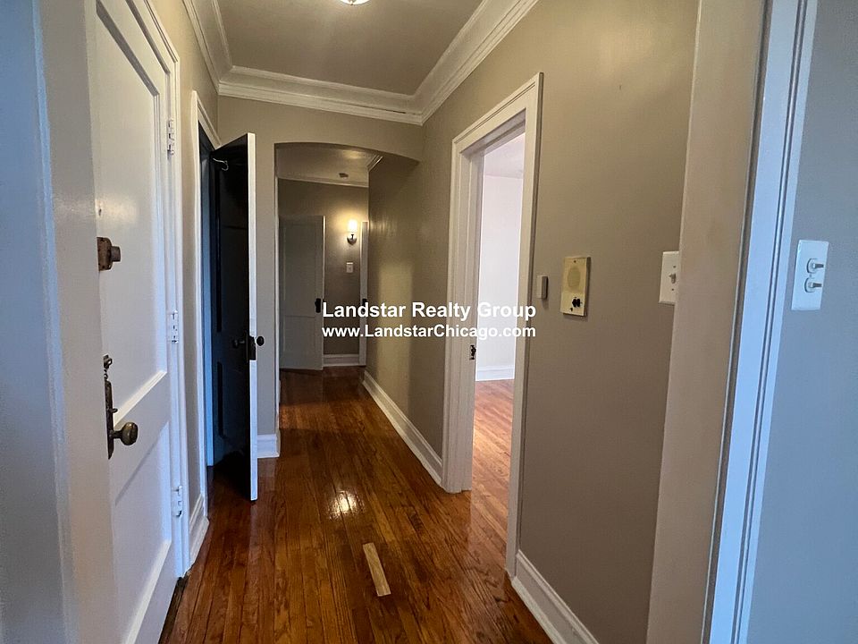 1st image of 4027 W School St #B2