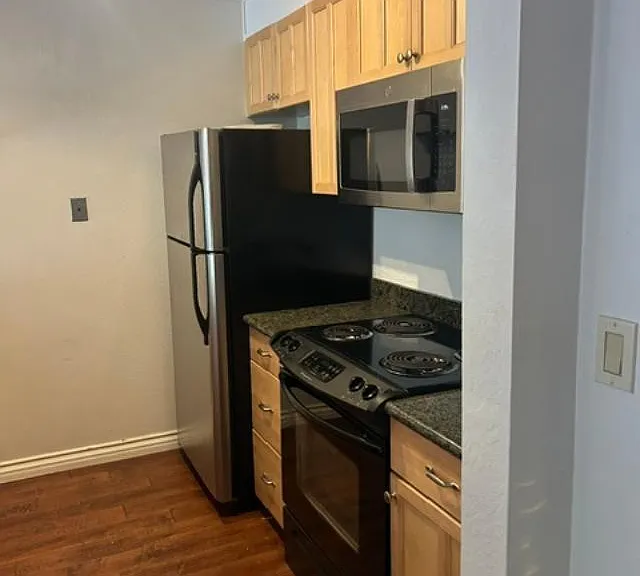 625 El Dorado Ave #205 — Photo 3