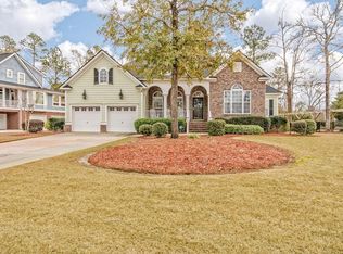 8911 E Fairway Woods Cir, North Charleston, SC 29420