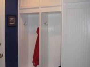 9 Oak Tree Ct, Elmhurst, IL 60126