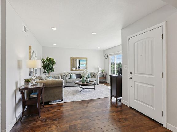 5th image of 2110 Toryglen Way