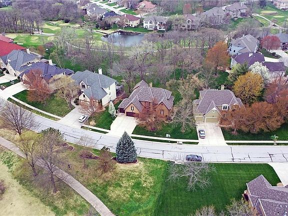 4th image of 5428 NE Wedgewood Ln