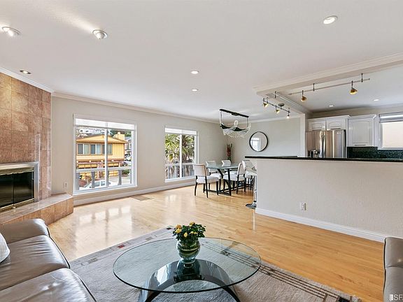 5th image of 224 Shipley Ave