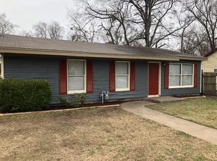 1722 Park St, Commerce, TX 75428