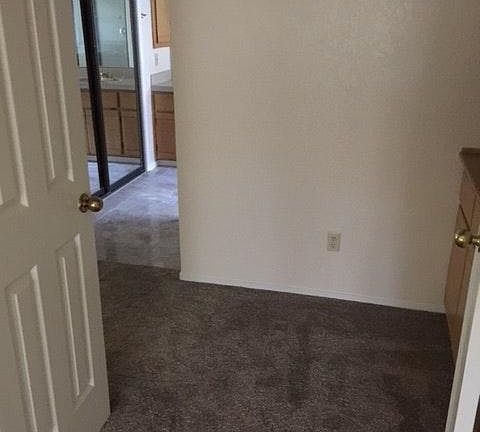 3rd image of 4886 American River Dr