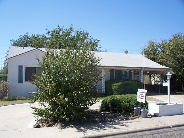 2nd image of 323 Monticello Dr