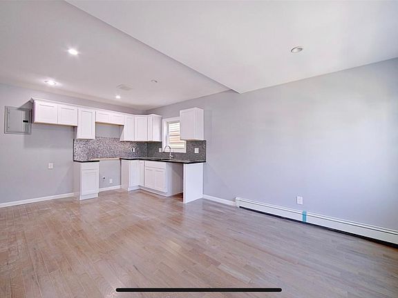 2nd image of 10605 169th St #2