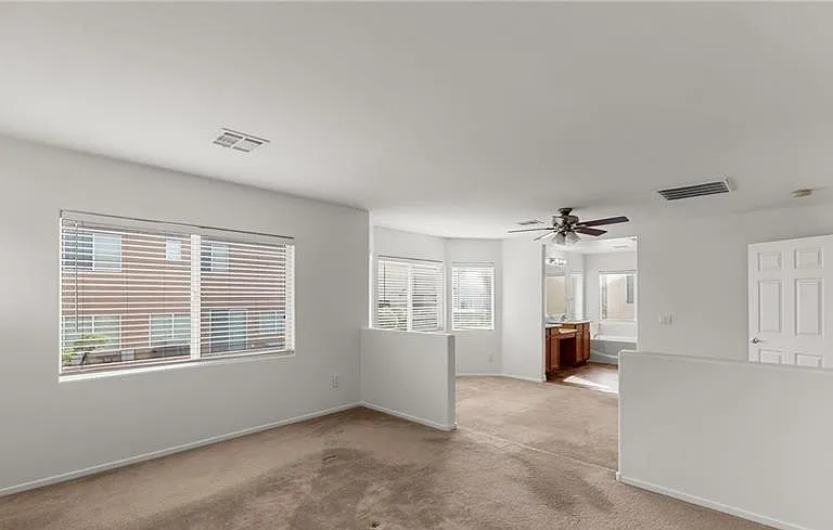 9123 Weeping Hollow Ave — Photo 34