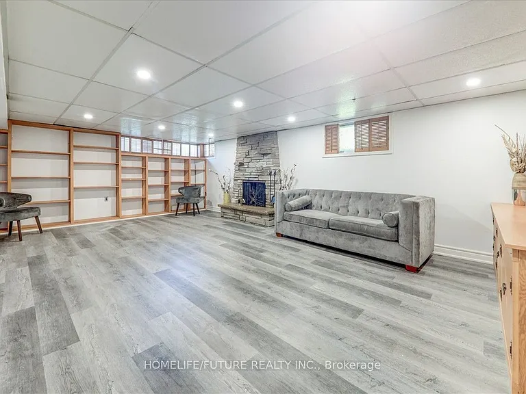 53 Dennett Dr #BASEMENT — Photo 4