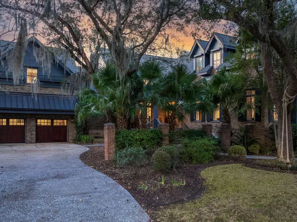 15 Watroo Point, Daniel Island, SC 29492