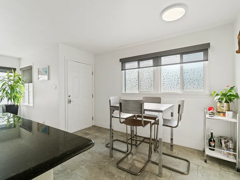 3539 Caspian Ave — Photo 14