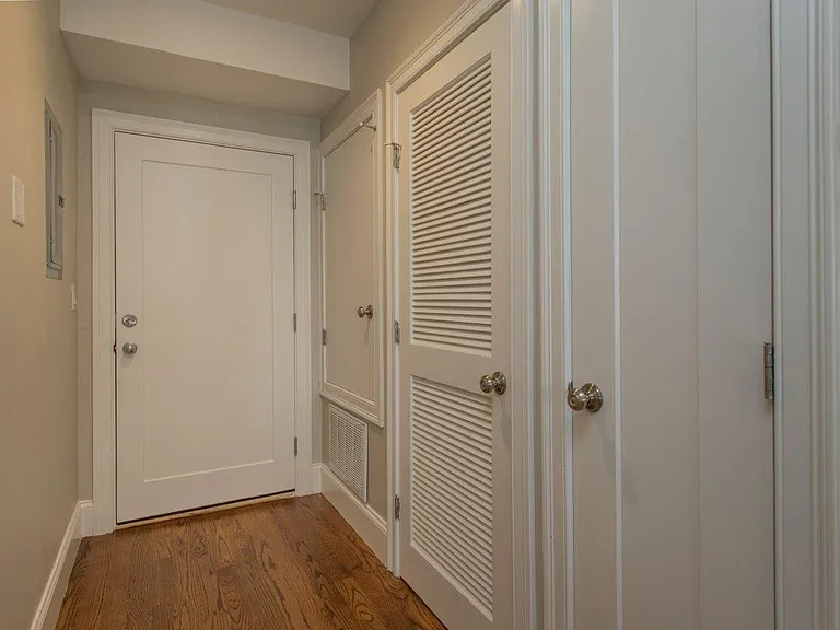 339 D St #15 — Photo 4