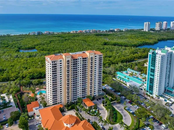 7425 Pelican Bay BLVD #206, NAPLES, FL 34108