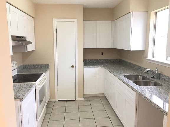 2nd image of 7110 Gettysburg Dr