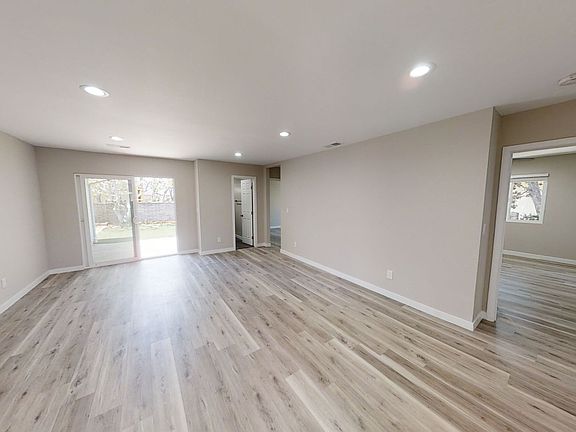 5th image of 5062 55th St