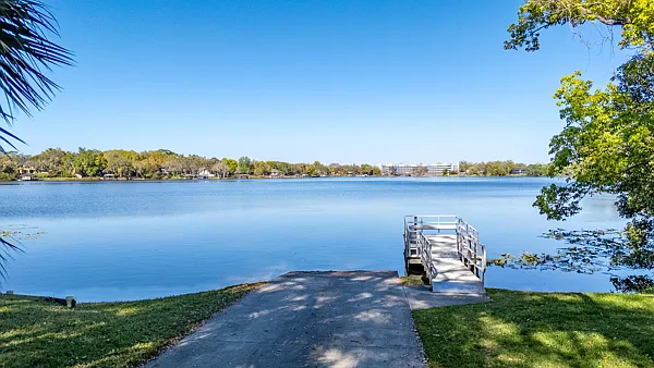 321 Ferdinand Dr — Photo 12