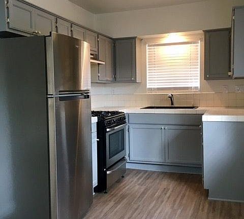 5th image of 2727 Phelps Ave APT 2