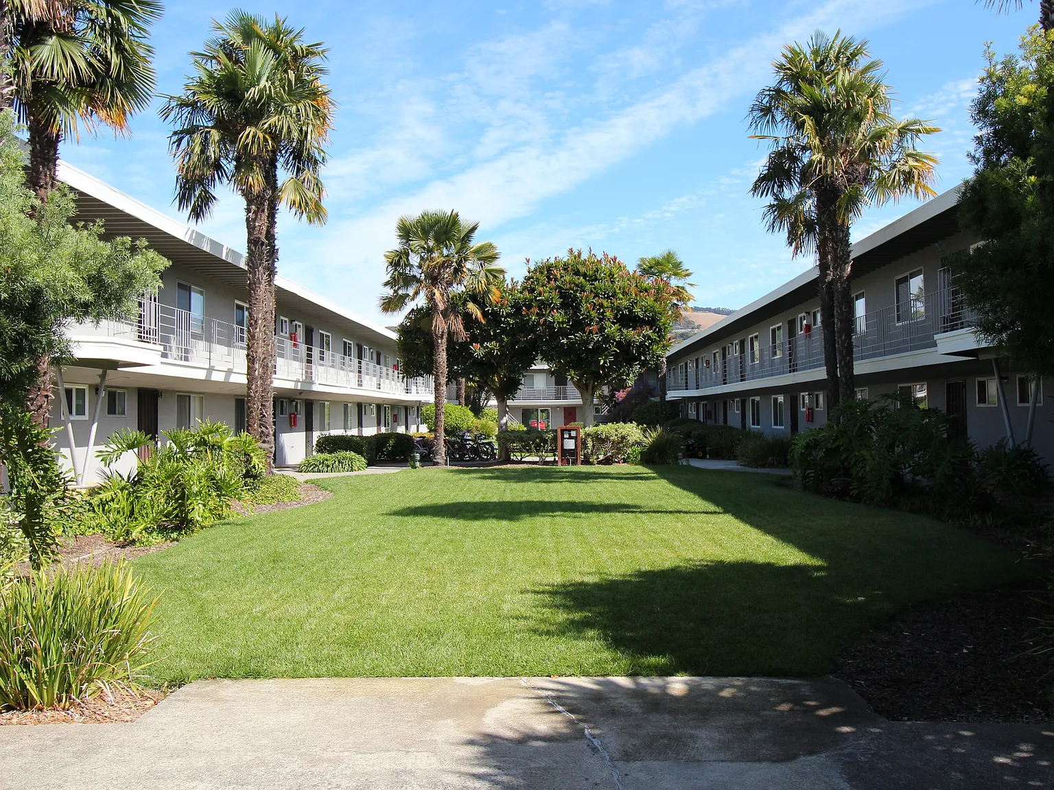 Parklane — Photo 2