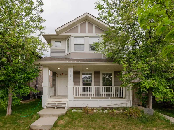 809 37a Ave NW, Edmonton, AB T6T 0S2