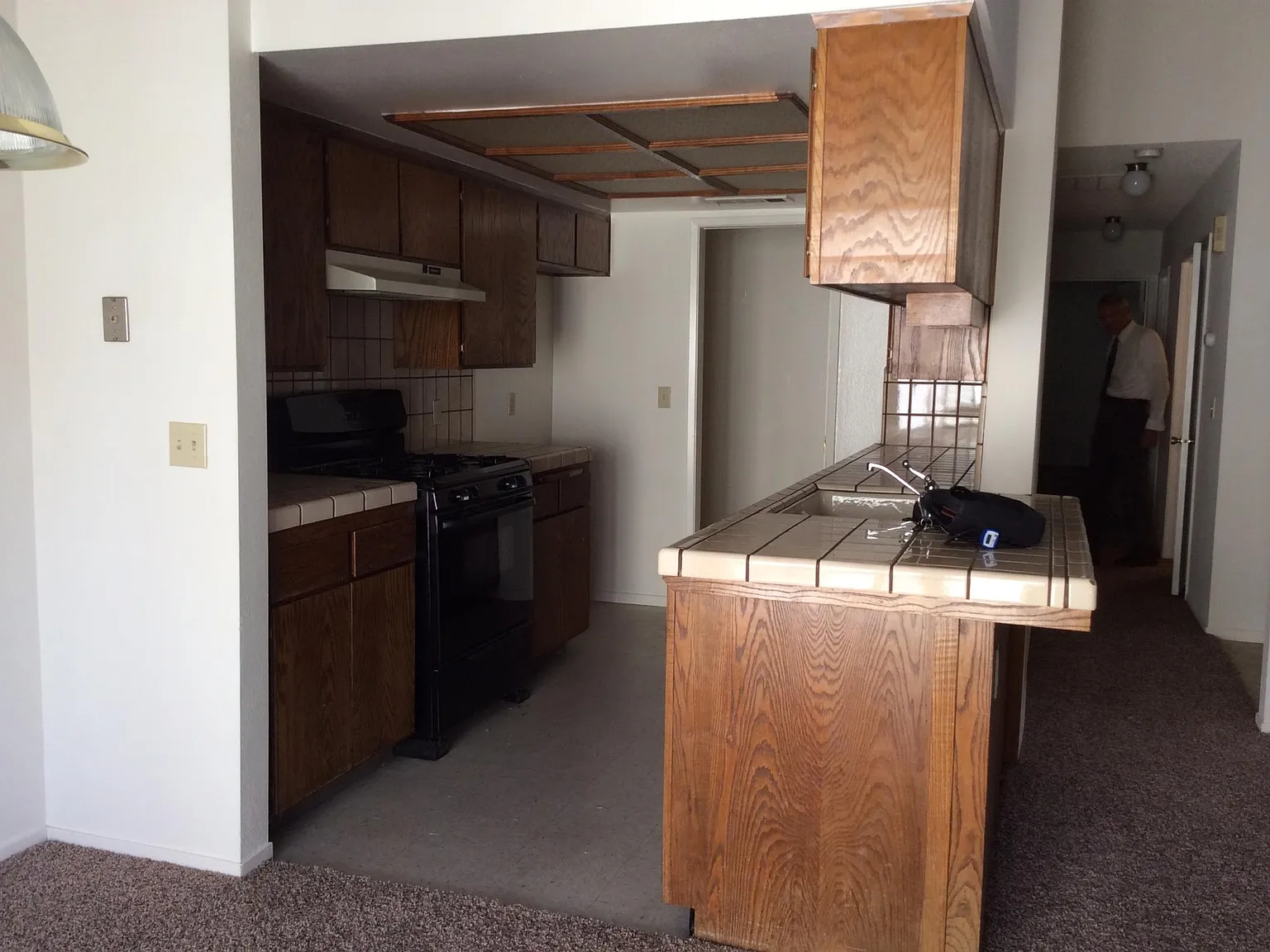 2 bed, 1210 sqft, $1,800 — Photo 3