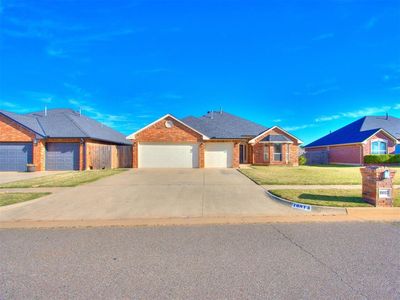 10813 NW 37th St, Yukon, OK, 73099