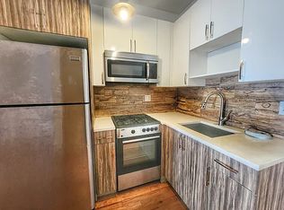 234 Boerum St #3C, Brooklyn, NY 11206