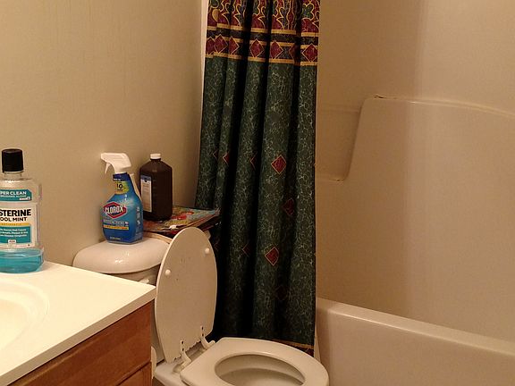 5th image of 4176 Green Field Dr